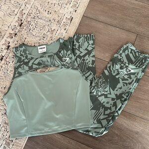 GymShark Set - Willow Green & Desert Sage | NEW | Size Small